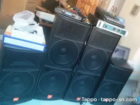 Matériel de sonorisation JBL