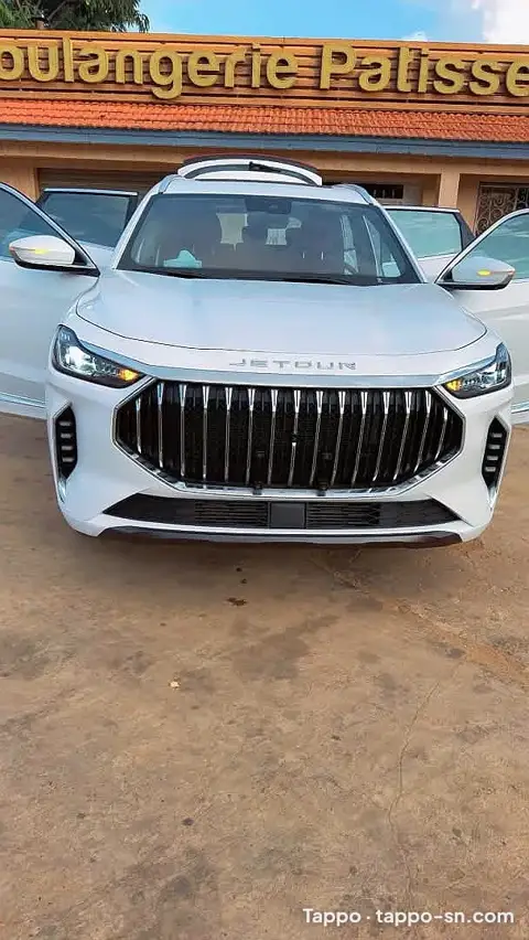 Jetour X70 Plus Blanc Automatique 2023/2024