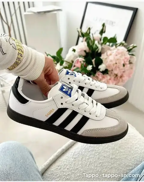 Baskets Adidas Samba blanc et noir