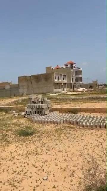 Un terrain de 150m2 à Bambilor