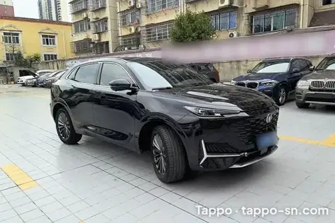 SUV Changan noir 2021