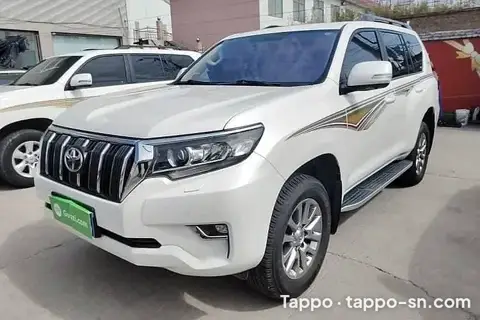 Voiture 4x4 Toyota Prado